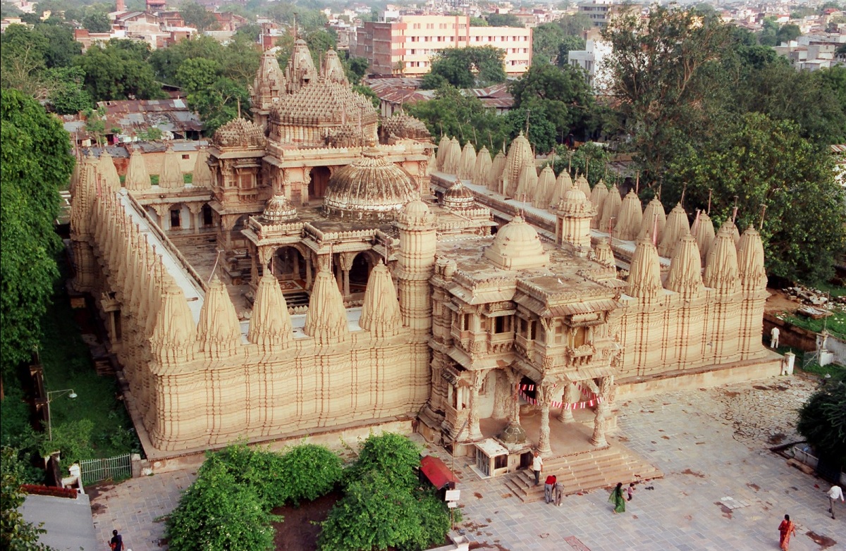 A Hathíszinh dzsainista templom Ahmadábádban (illusztráció)