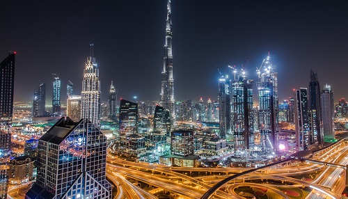 Dubaj látképe éjjel